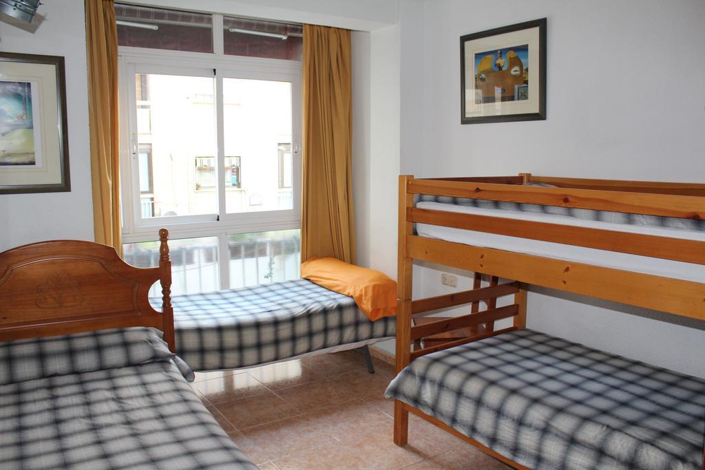 Hostal Nuevas Naciones Γρανάδα Δωμάτιο φωτογραφία
